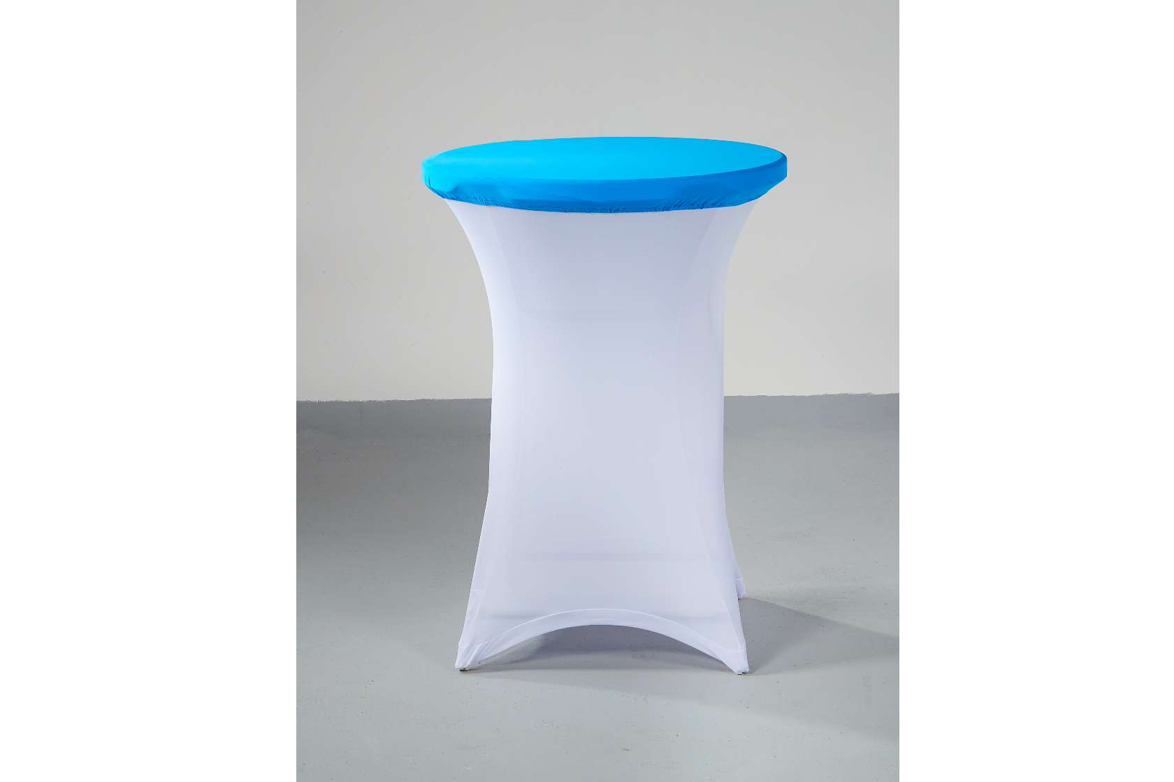 WEISSE SPANDEX TISCHHUSSE MIT DELL-BLAUEM OBERTEIL 